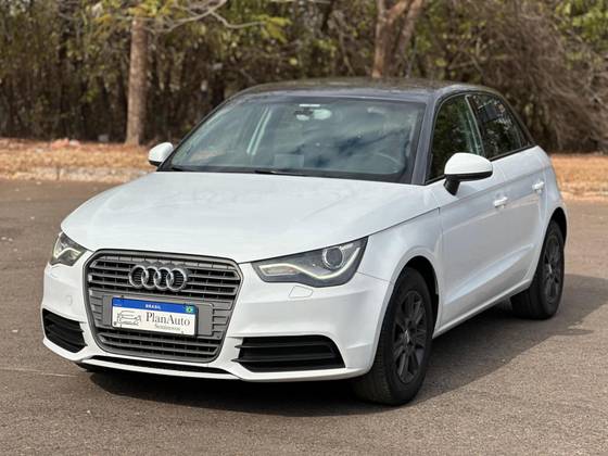 AUDI A1 1.4 TFSI SPORTBACK ATTRACTION 16V 122CV GASOLINA 4P S-TRONIC